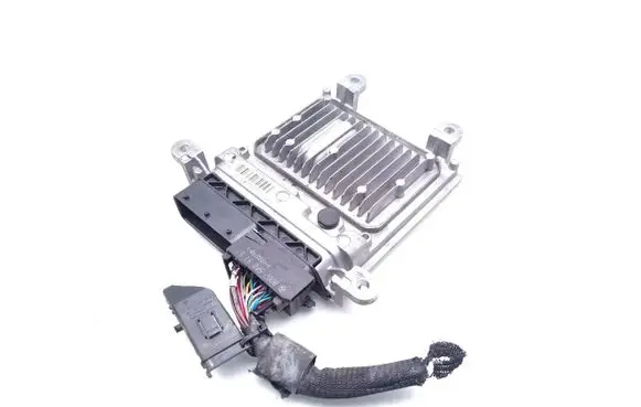 Mercedes-Benz E A207 Engine control unit/module A6519003701 28381049 A6519012101