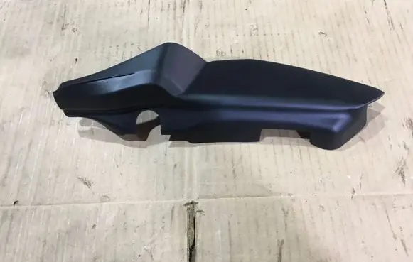 Rear/tail light trim molding