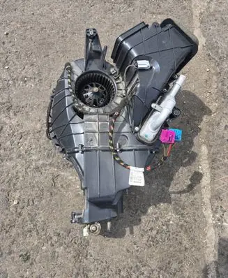 Volkswagen Multivan T5 Interior heater climate box assembly 7H5820004G 52495326 DB091059