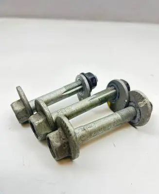 Hyundai Ioniq 5 Rear suspension camber bolt