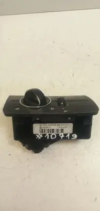 Mercedes-Benz E W211 Light switch A2115450304 2115450304