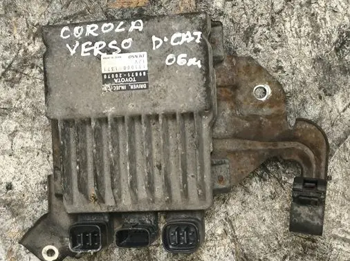 Toyota Corolla Verso E121 Fuel injection control unit/module 8987120070