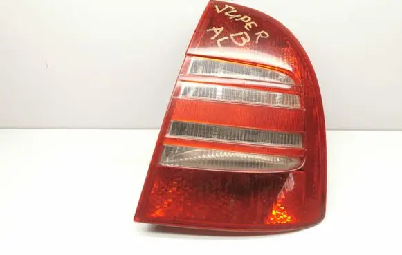 Skoda Superb B5 (3U) Rear/tail lights ZSB3U5945096