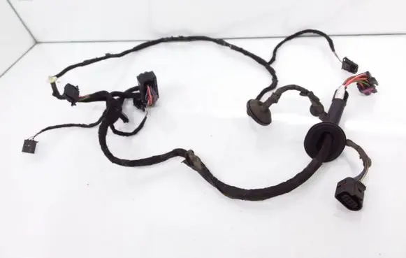 Volkswagen Golf IV Front door wiring loom