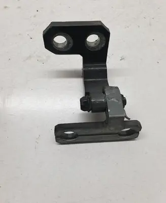 Volkswagen Phaeton Front door upper hinge 3D4831401