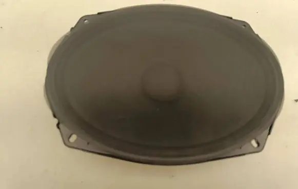 Chrysler Pacifica Front door speaker 68043032AD 36670D 8943004501E