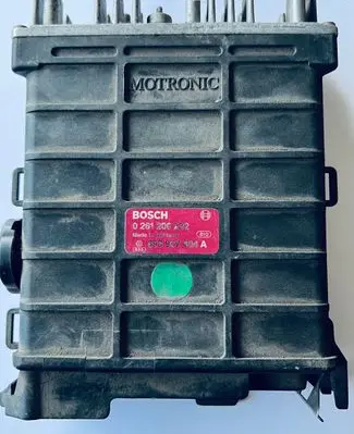 Volkswagen PASSAT B3 Engine control unit/module 0261200222 893907404