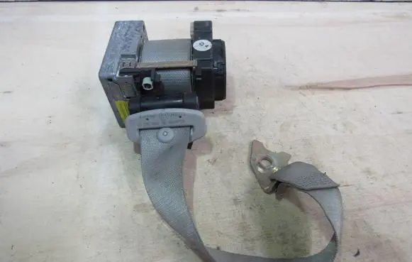 Mercedes-Benz CL C215 Rear seatbelt A2158601685