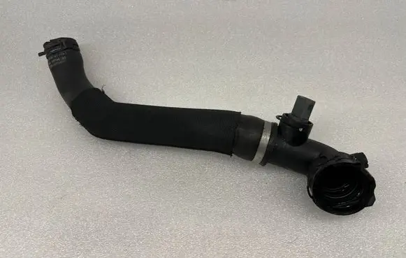 Audi A6 Allroad C7 Engine coolant pipe/hose 4G0121049L 125196
