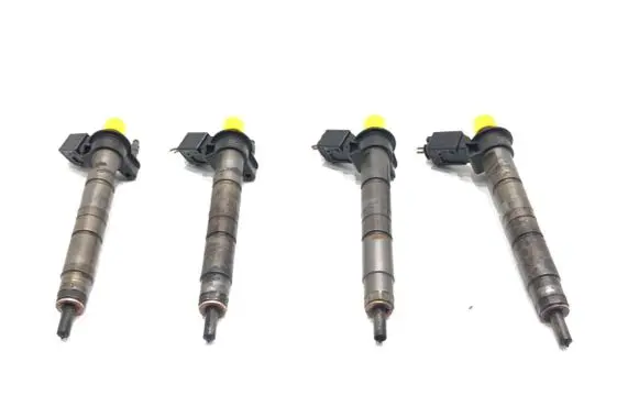 BMW X3 E83 Fuel injectors set 7805428