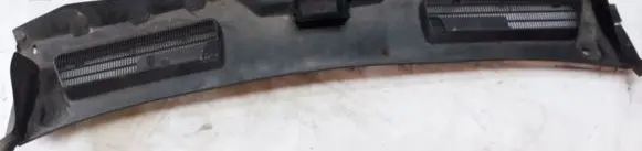 Ford Kuga I Wiper trim