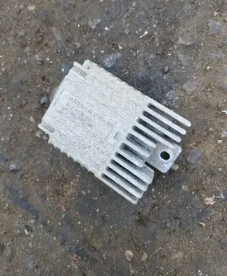 Coolant fan relay
