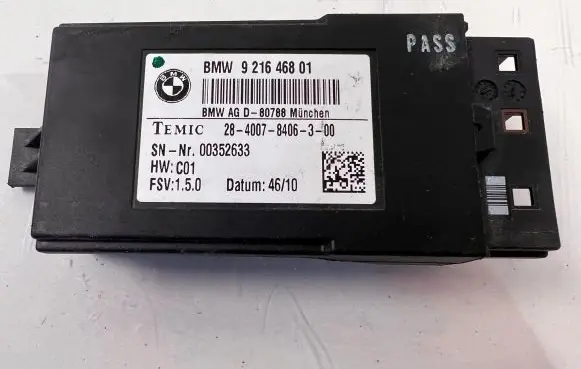 BMW 5 F10 F11 Seat heating relay 9216468