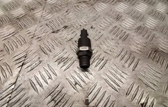 Fuel pressure sensor