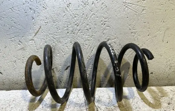 Ford Mondeo Mk III Front coil spring