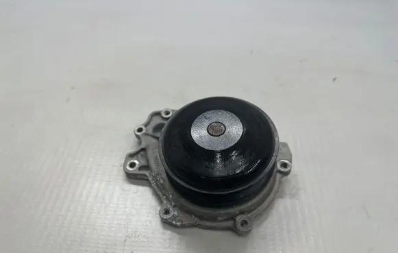 Mercedes-Benz C W205 Water pump A6512001302 ZGS001QS001