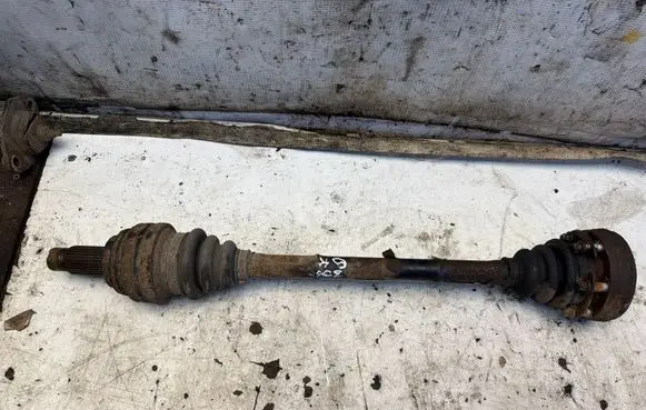 BMW X1 E84 Rear driveshaft 7591595