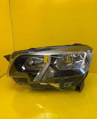 Peugeot Rifter Headlight/headlamp 9816826980