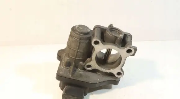 Honda Accord Throttle body valve 8901016
