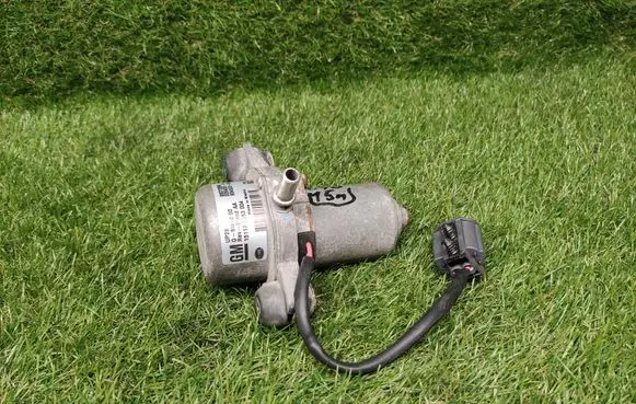 Opel Mokka Vacuum pump 95073599 00942814 93453300