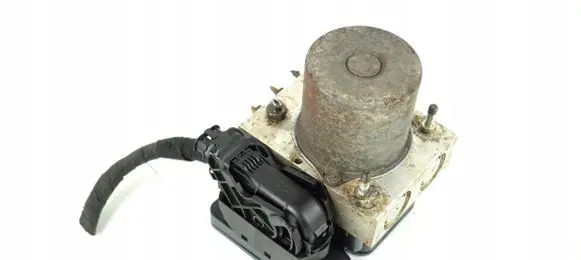 Mercedes-Benz Sprinter W906 ABS Pump A9069002402