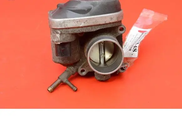 Skoda Fabia Mk1 (6Y) Throttle body valve 047133062D