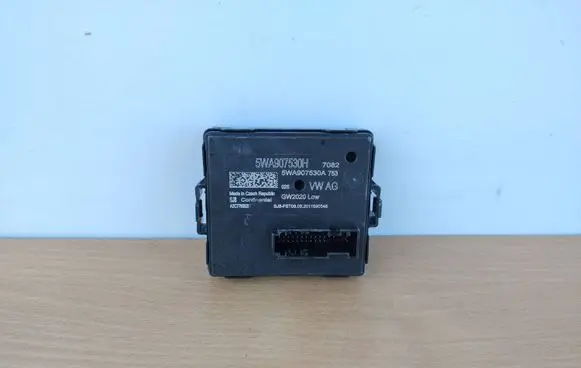 Volkswagen Polo V 6R Central body control module 5WA907530H