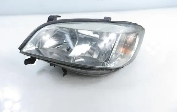 Opel Zafira A Headlight/headlamp 