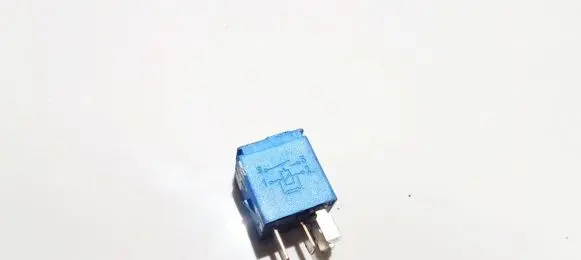 Nissan Almera Tino Other relay 252309f920 4ra007813-03