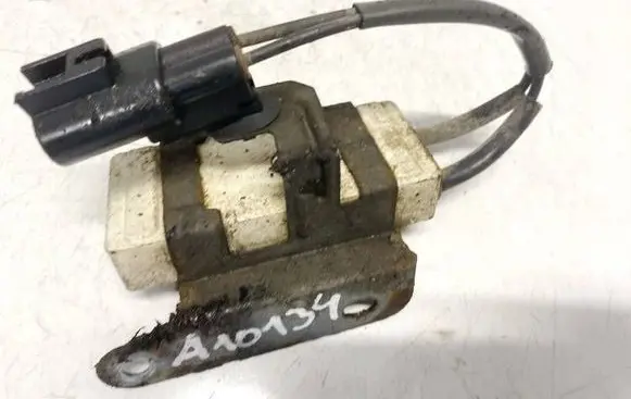 Toyota Yaris Coolant fan relay 