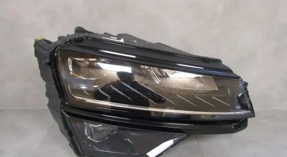 Skoda Karoq Headlight/headlamp 57B941016B 0020517607 20PL8935