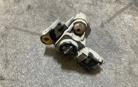 Mercedes-Benz Sprinter W906 Air pressure sensor A0071530028 0261230196