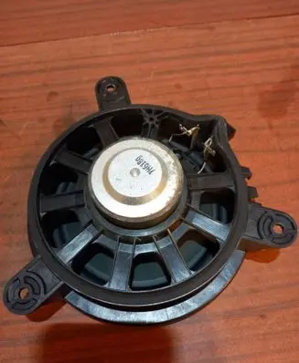 Volvo V50 Front door speaker 30657444 07W25