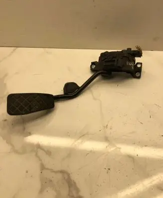 Audi A6 S6 C6 4F Accelerator throttle pedal 8E2721523E