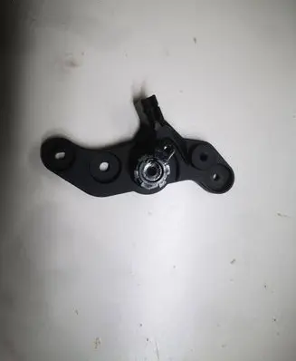 BMW 1 F40 Engine bonnet (hood) release handle 7326517