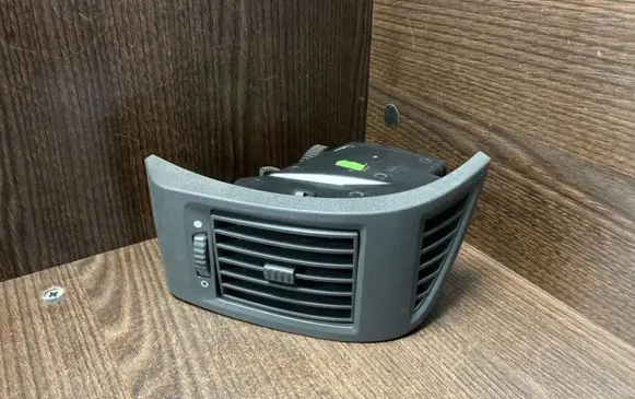 Citroen Jumper Dashboard side air vent grill/cover trim LS385817 LS385818