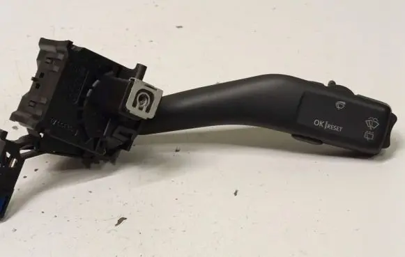 Skoda Octavia Mk2 (1Z) Wiper control stalk 1K0953519A