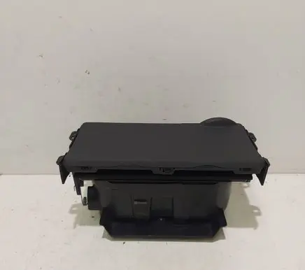 Mazda 3 II Glove box central console BBP364361 K3006
