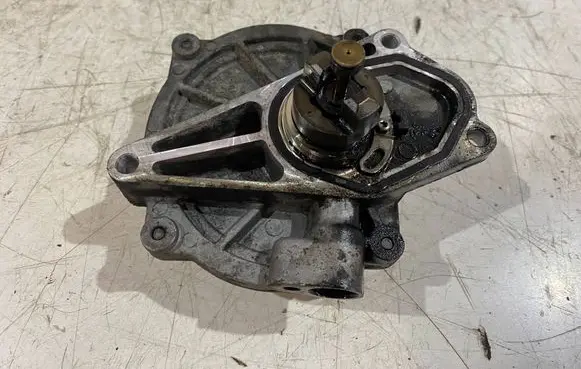 KIA Optima Vacuum pump
