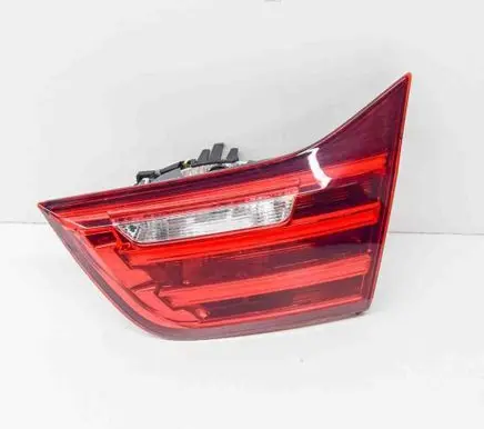 BMW M4 F82 F83 Tailgate rear/tail lights 8059656