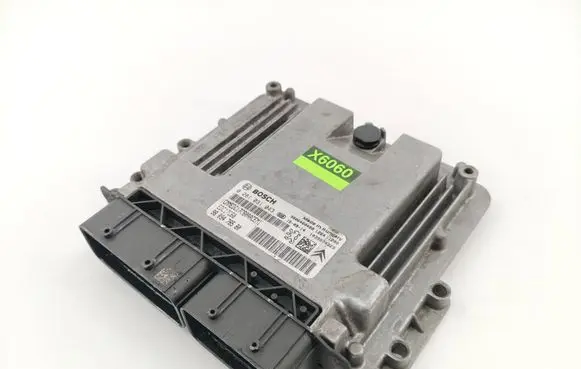 Citroen Berlingo Engine control unit/module 9806460480 0281031043