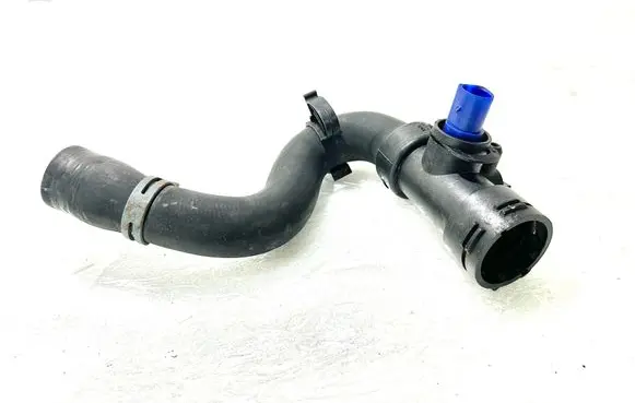 Audi A6 S6 C5 4B Engine coolant pipe/hose 4B0121049D