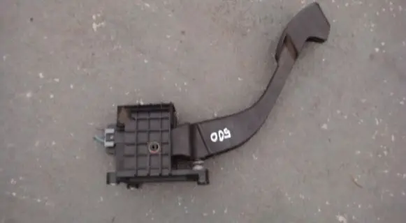 Clutch pedal