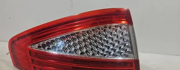 Ford Mondeo MK IV Rear/tail lights 7S7113405A