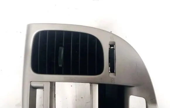 Dash center air vent grill