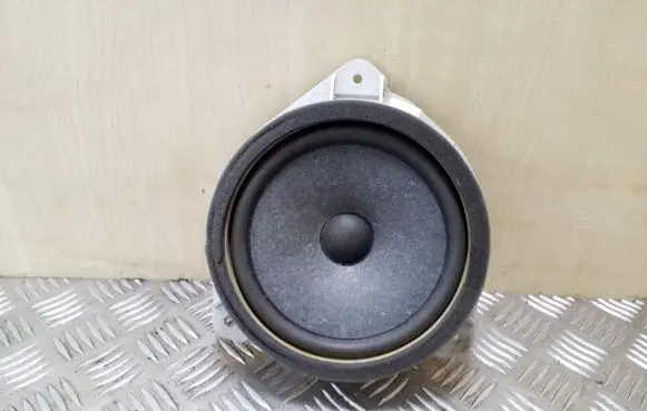Toyota RAV 4 (XA20) Front door speaker 8616042070