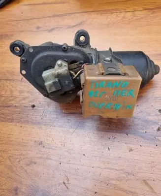 Nissan Terrano Wiper motor 1255071J-1