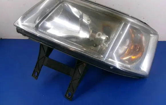 Volkswagen Transporter - Caravelle T5 Headlight/headlamp