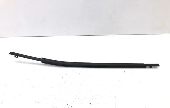 Lexus LBX Rear door windshield rail 
