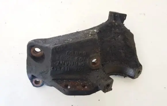 Volvo S70 V70 V70 XC Engine mounting bracket 074198643 1d20g060